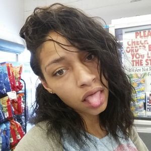 Meet your Posher, Cheri